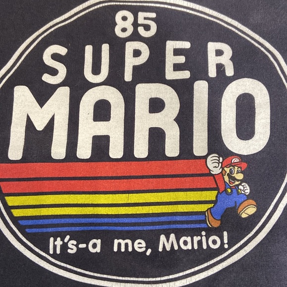 Graphic Super Mario Sweatshirt Size Small - Picture 7 of 10